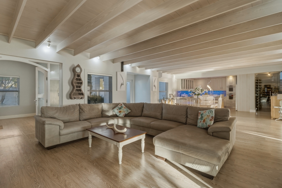 4 Bedroom Property for Sale in Croydon Vineyard Estate Western Cape